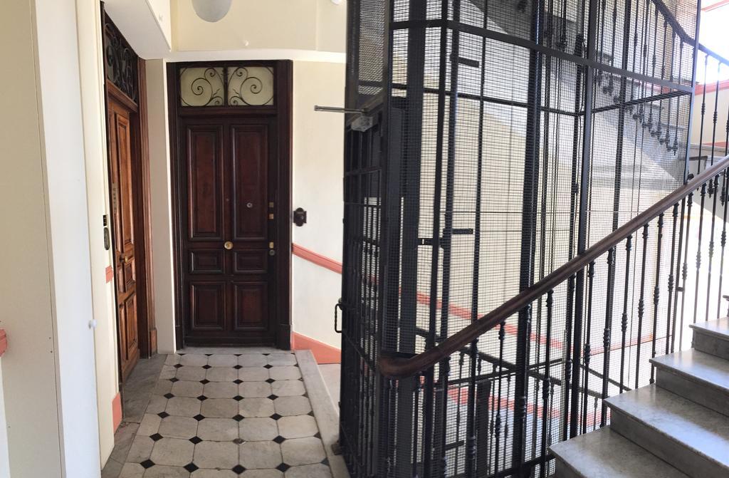 2 Bedrooms Appartement In Central Location On The Famous Place Massena Nice Dış mekan fotoğraf