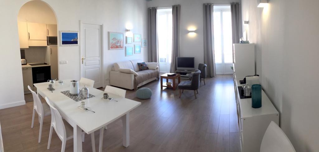 2 Bedrooms Appartement In Central Location On The Famous Place Massena Nice Dış mekan fotoğraf